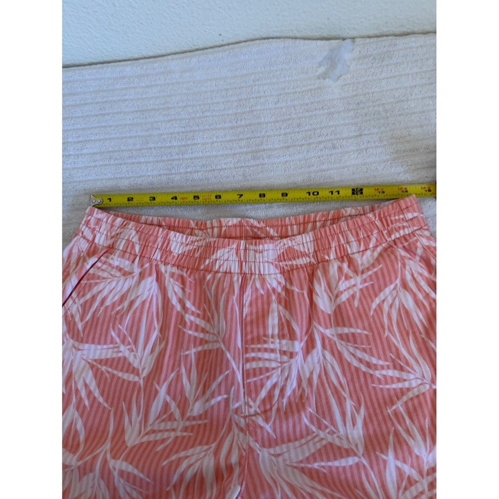 Lands End Womens Shorts Size 8 Coral Pink Tropical Leaf Print Mid Rise Cotton - Picture 14 of 15